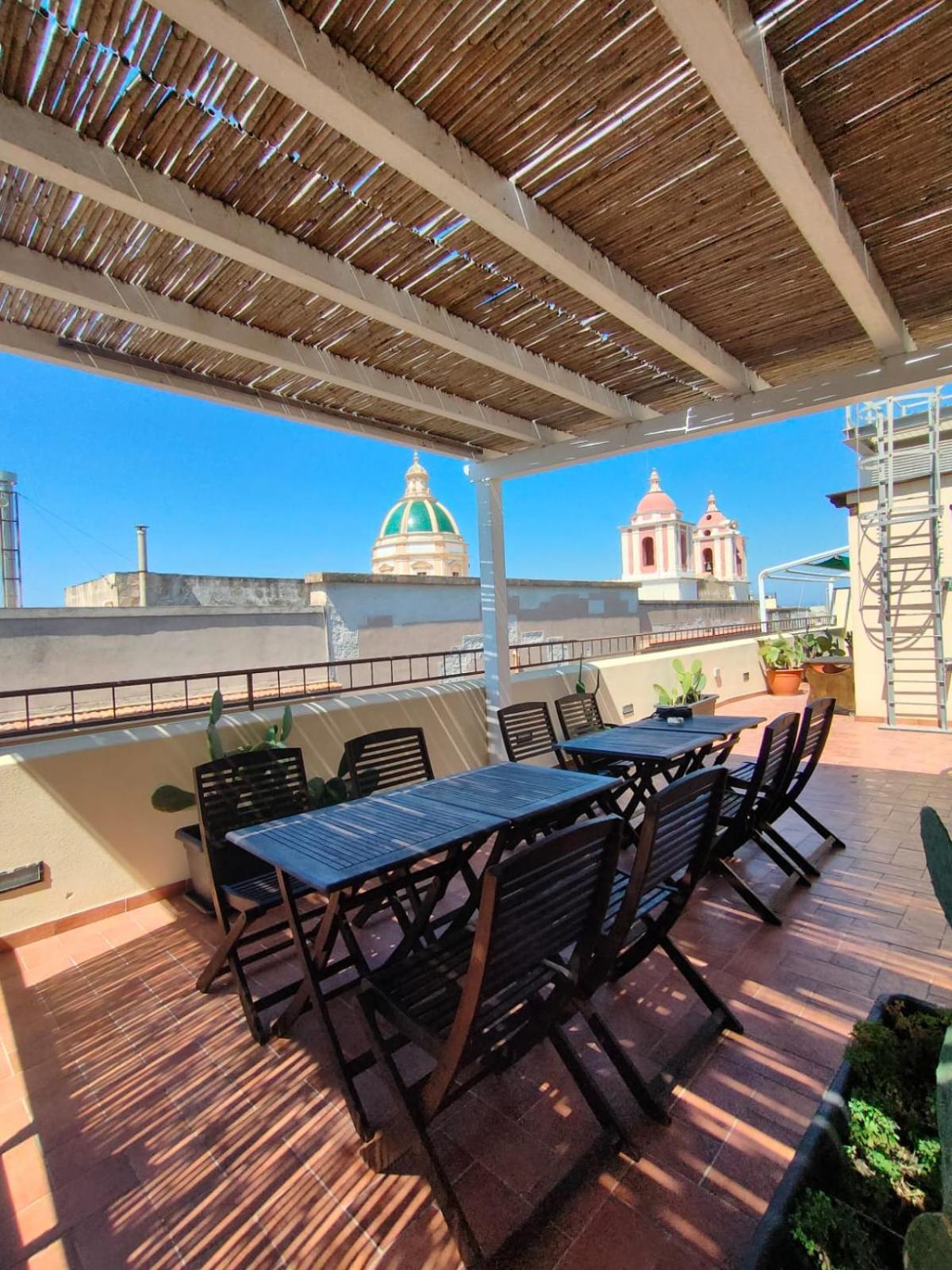 Palazzo Dei Corsari Apartahotel Trapani